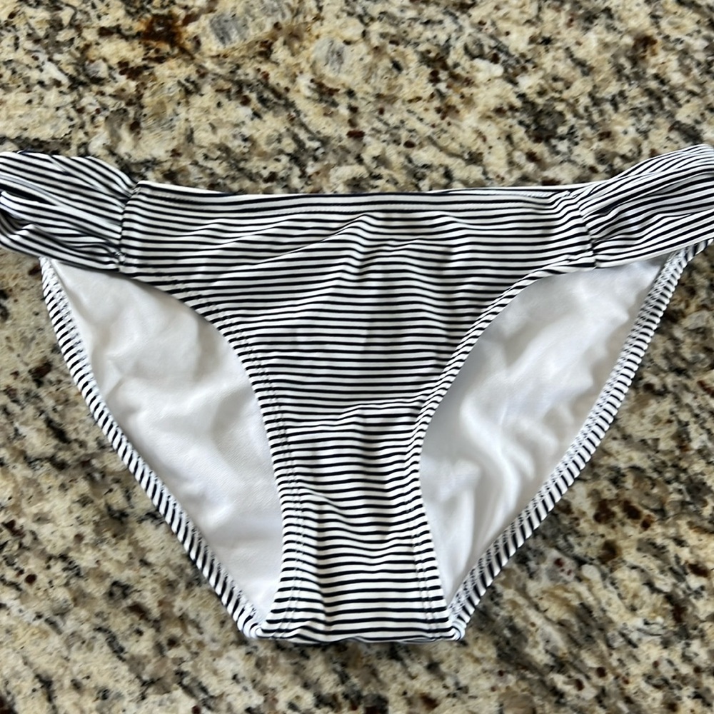 Bikini bottom